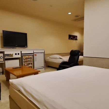 יוקוהאמה Hotel Golf Tsunashima (Adults Only) מראה חיצוני תמונה