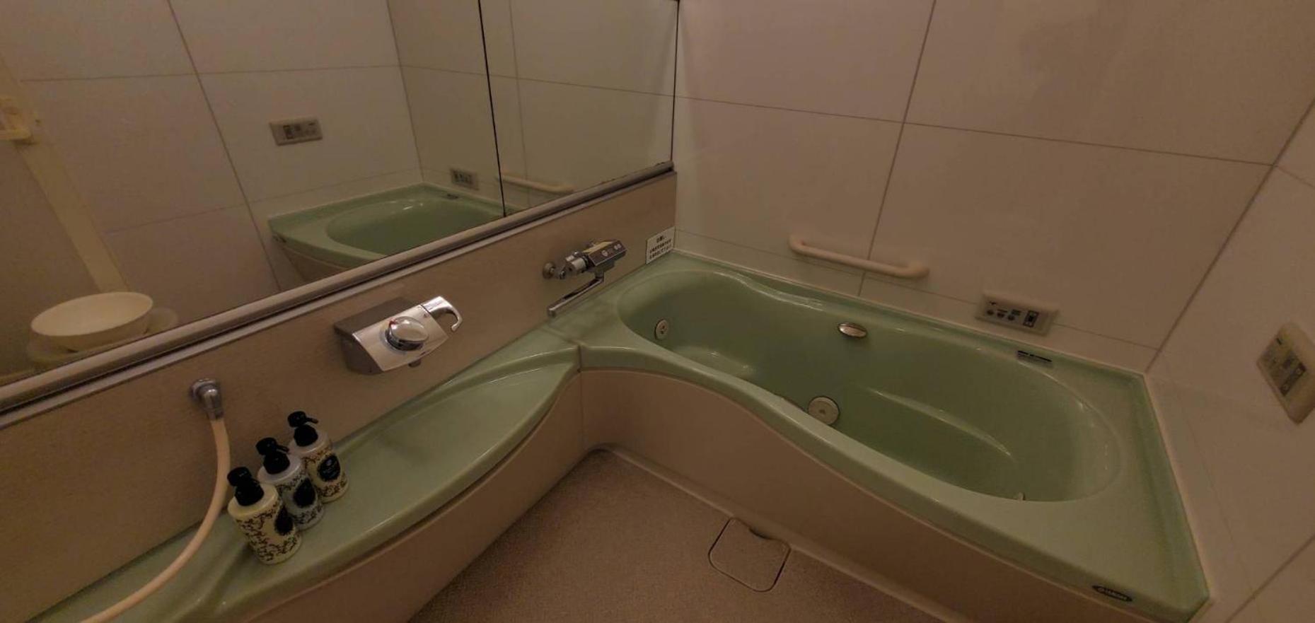 יוקוהאמה Hotel Golf Tsunashima (Adults Only) מראה חיצוני תמונה